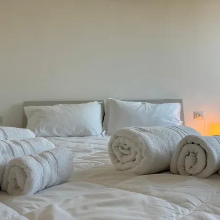 Dama - Parcheggio Privato - Vista Апартаменты Льерна